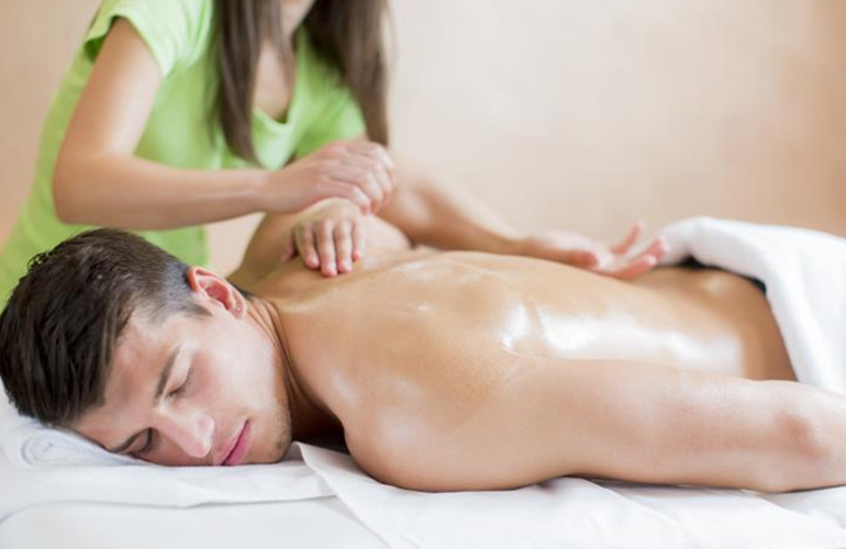 Lomi Massage
